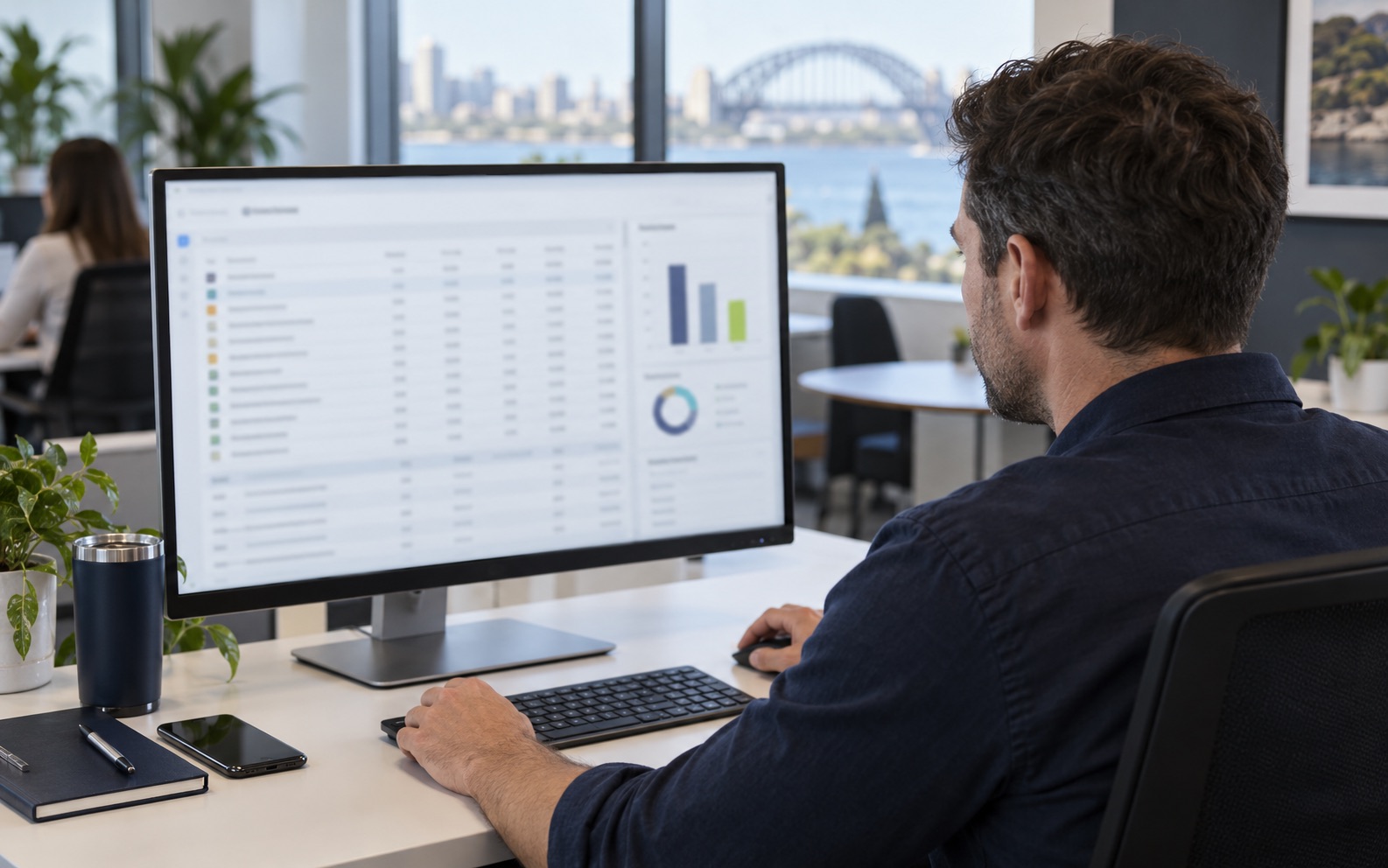 Estimator reviewing quantities on a computer